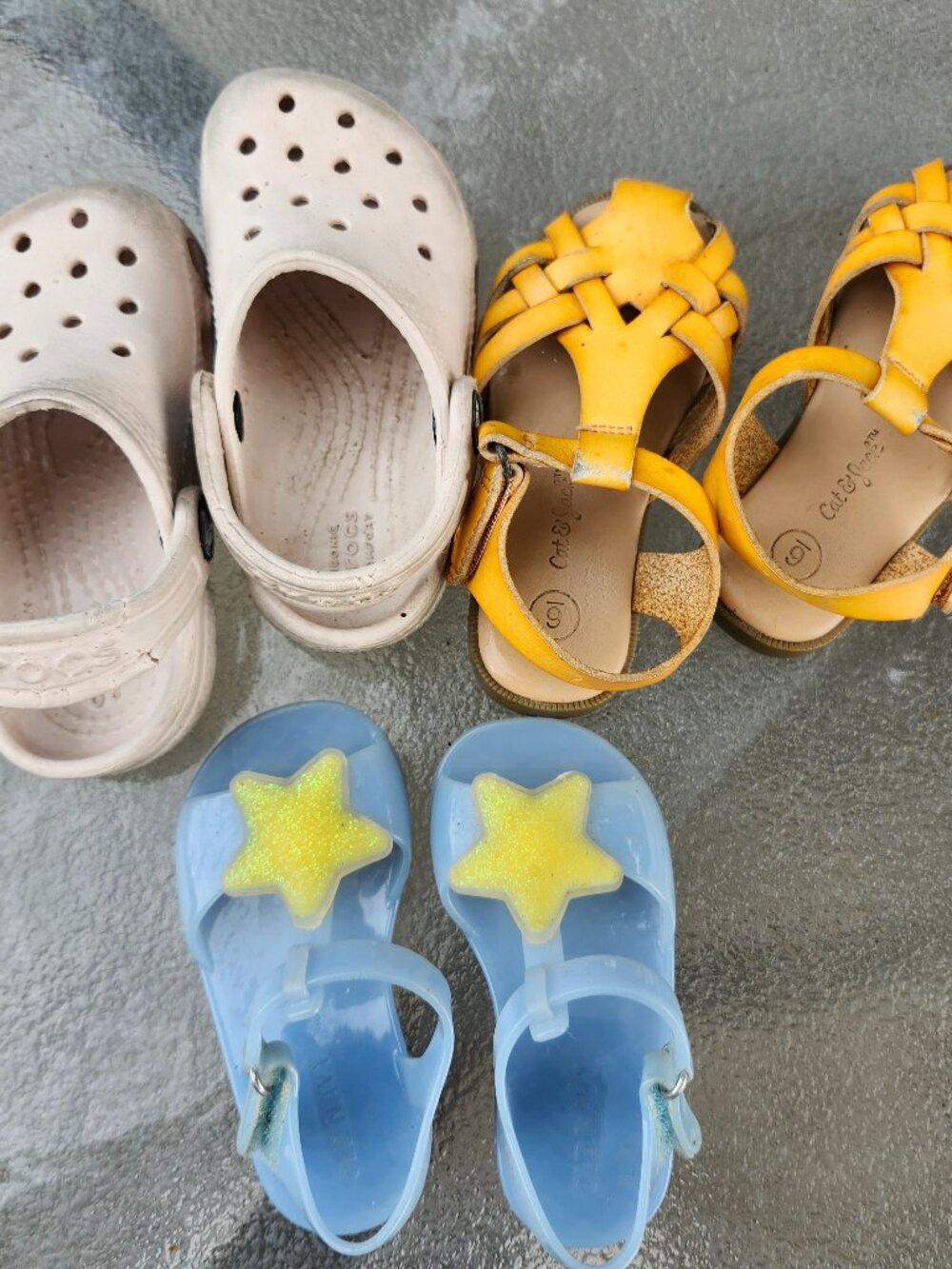 kid's summer shoes. 2 pairs size 6, blue one size 5